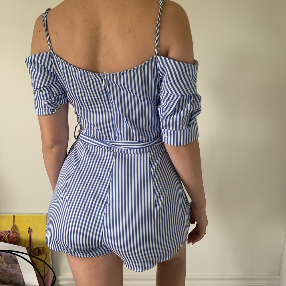 Striped romper - Picture 2 of 2